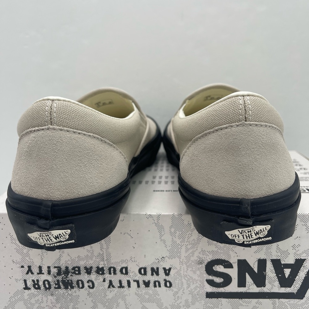 Vans Men's Skate Slip-On
Tan/Black Sneakers
VN0A2Z31Y59
Beige Slip-On Sneakers - Picture 3 of 16